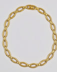 Perfect golden elegant chain