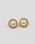 Pearly earrings for pierced ears