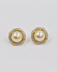 Pearly earrings for pierced ears