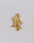 Flowery gold-plated pendant
