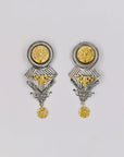Golden and silvery statement clips