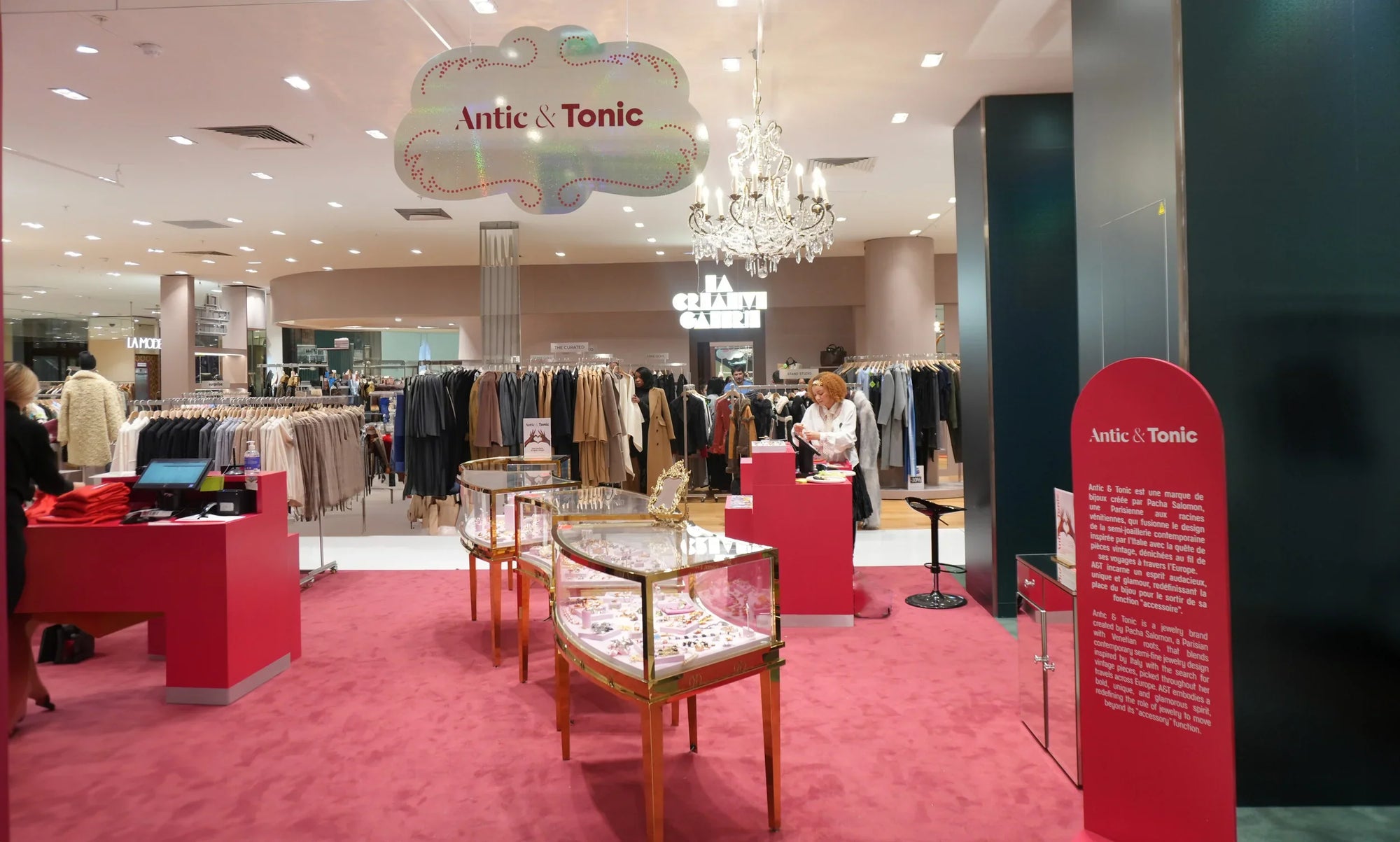 New Christmas Pop-Up at Galeries Lafayettes !
