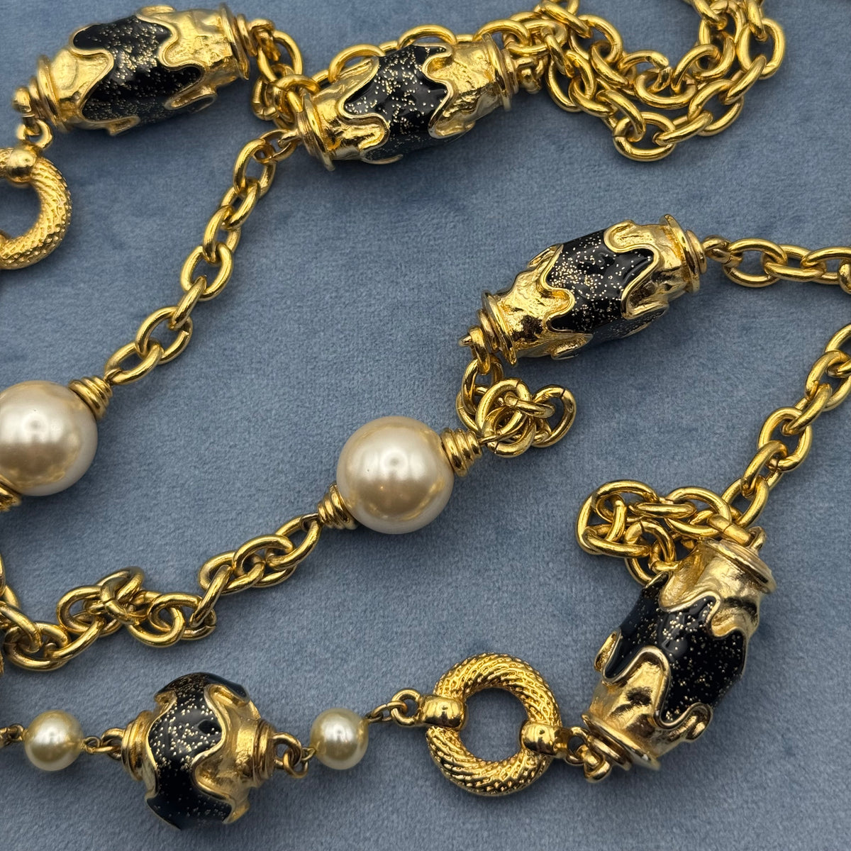 1980s Double Pearl Sautoir, Golden Metal and Resin