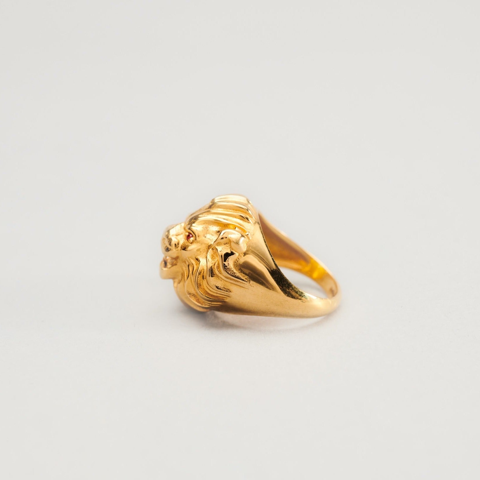 Leone ring