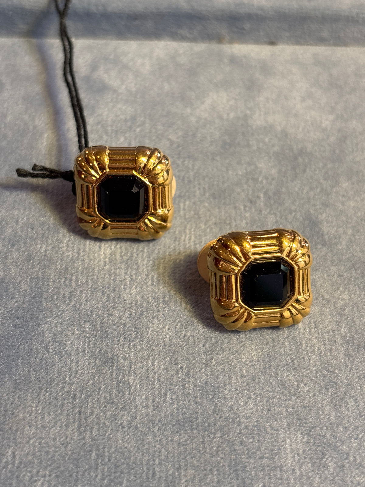 Nina Ricci golden black square earrings 125
