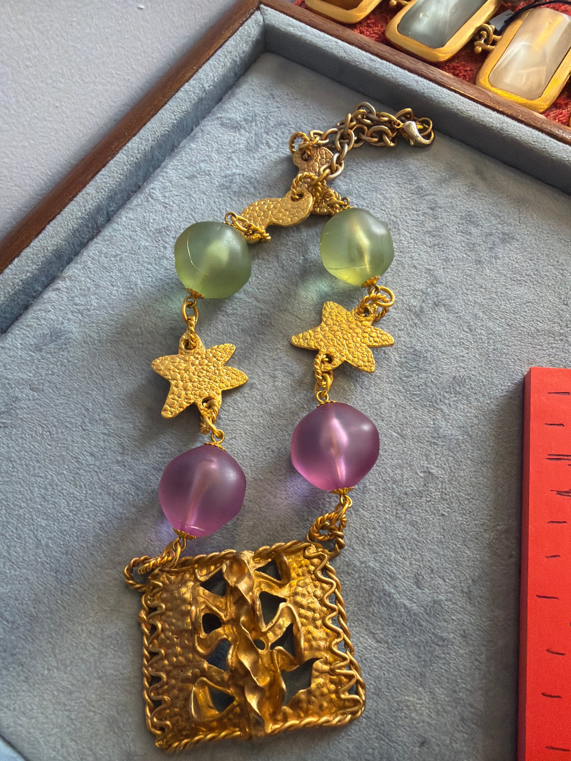 Necklace vintage gold purple green