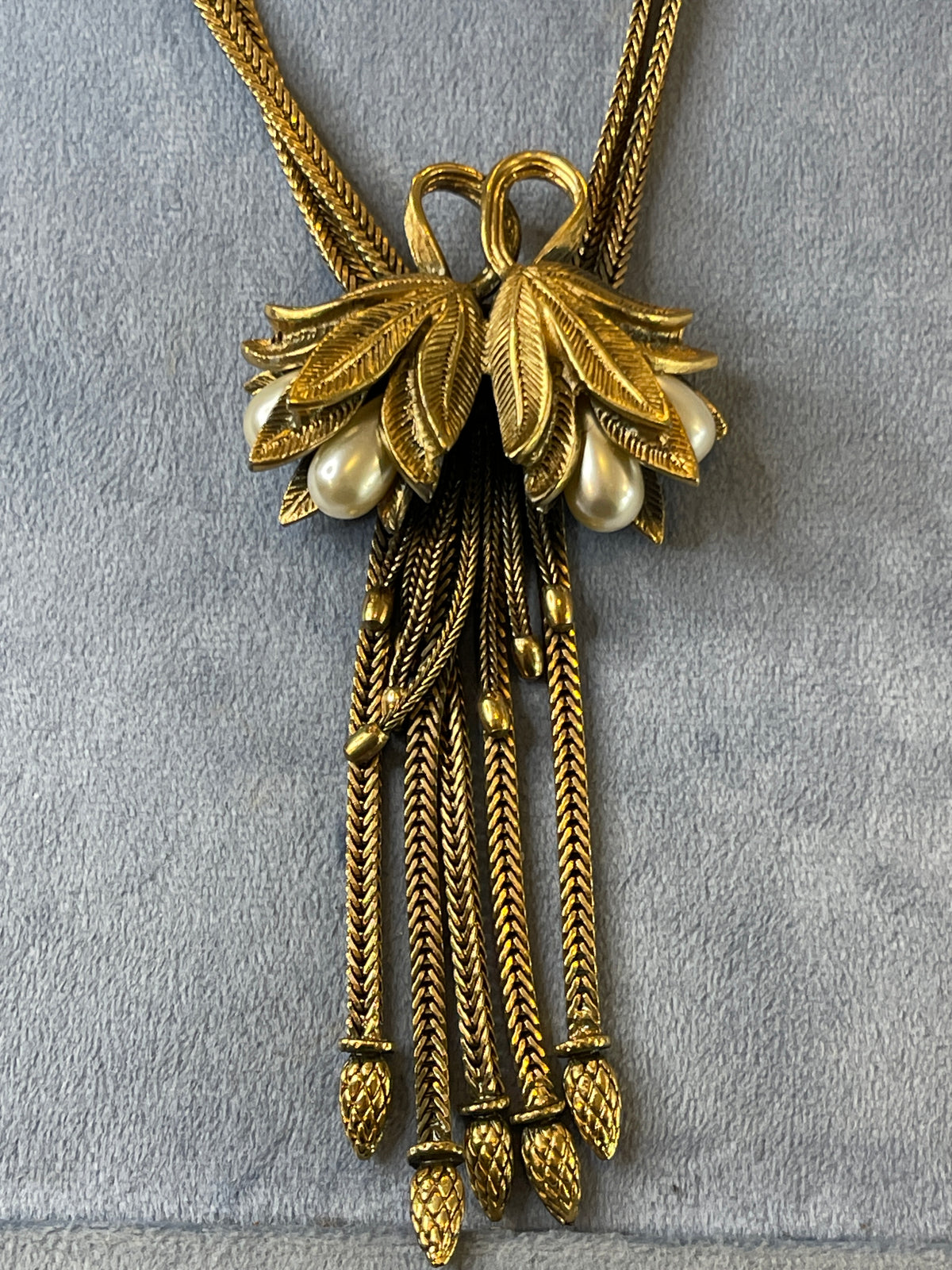 TORTOLANI Golden pearly leaves vegetal necklace 210