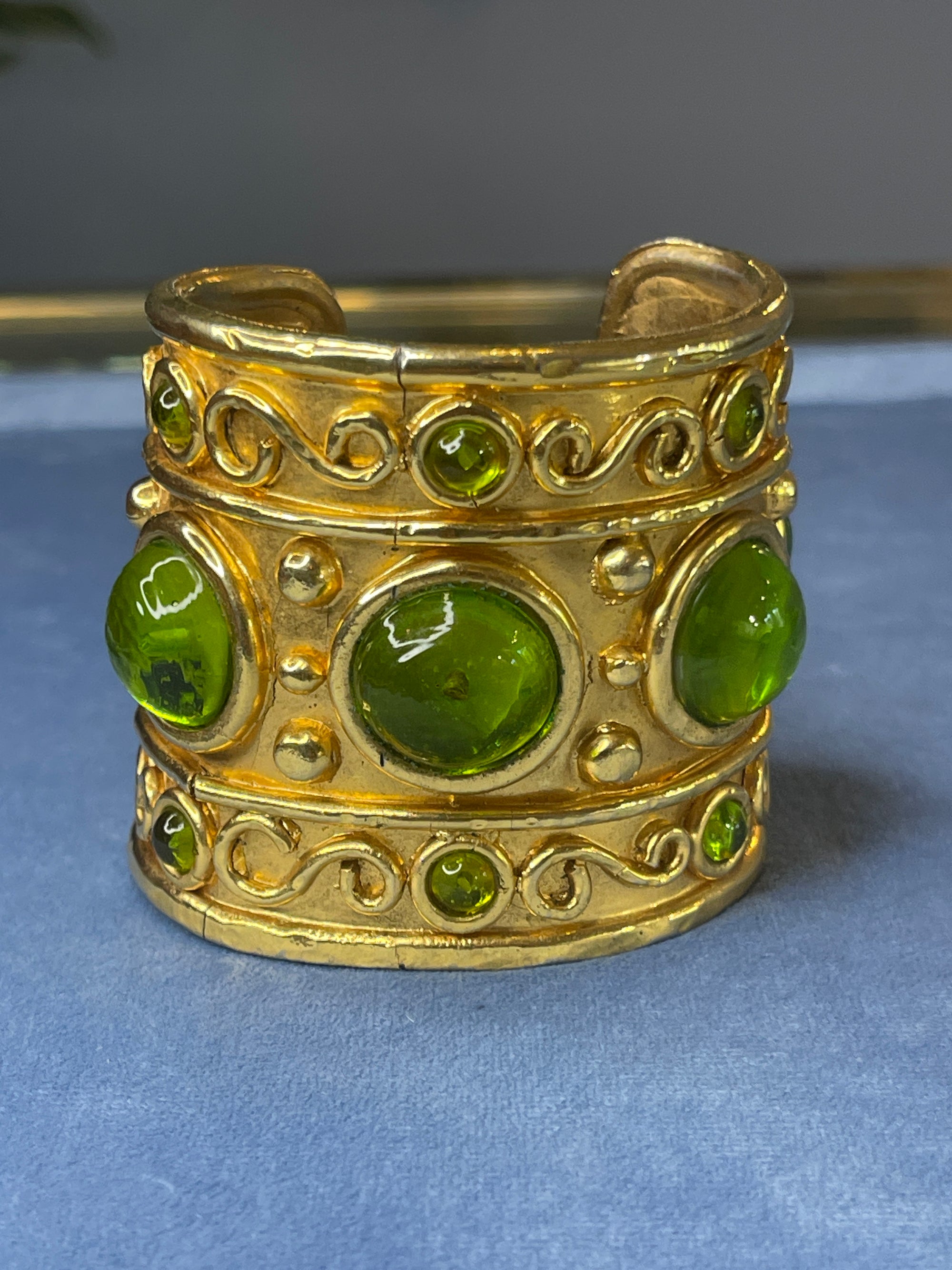 Edouard Rambaud golden green bangle 390