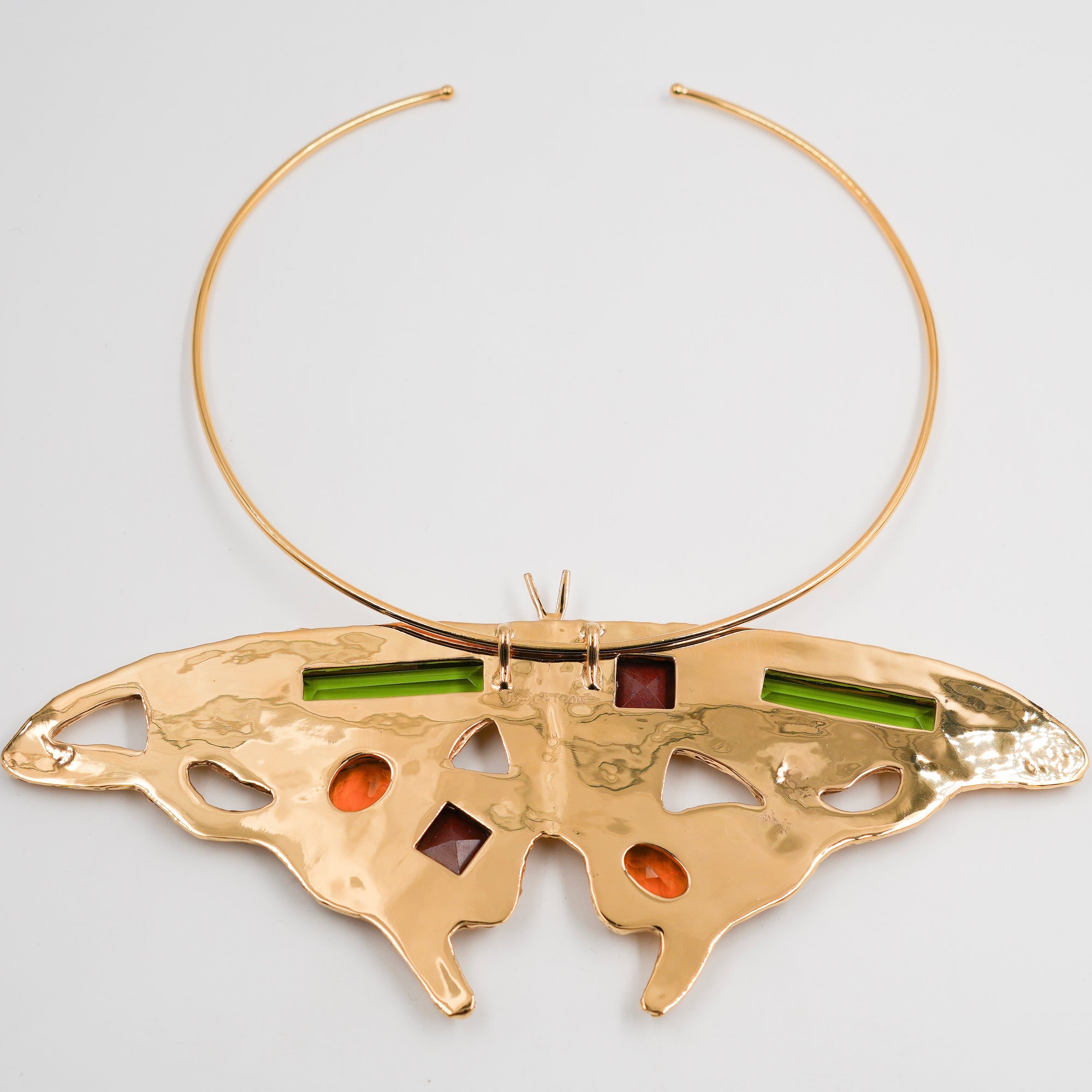 Metamorphose necklace and decoration