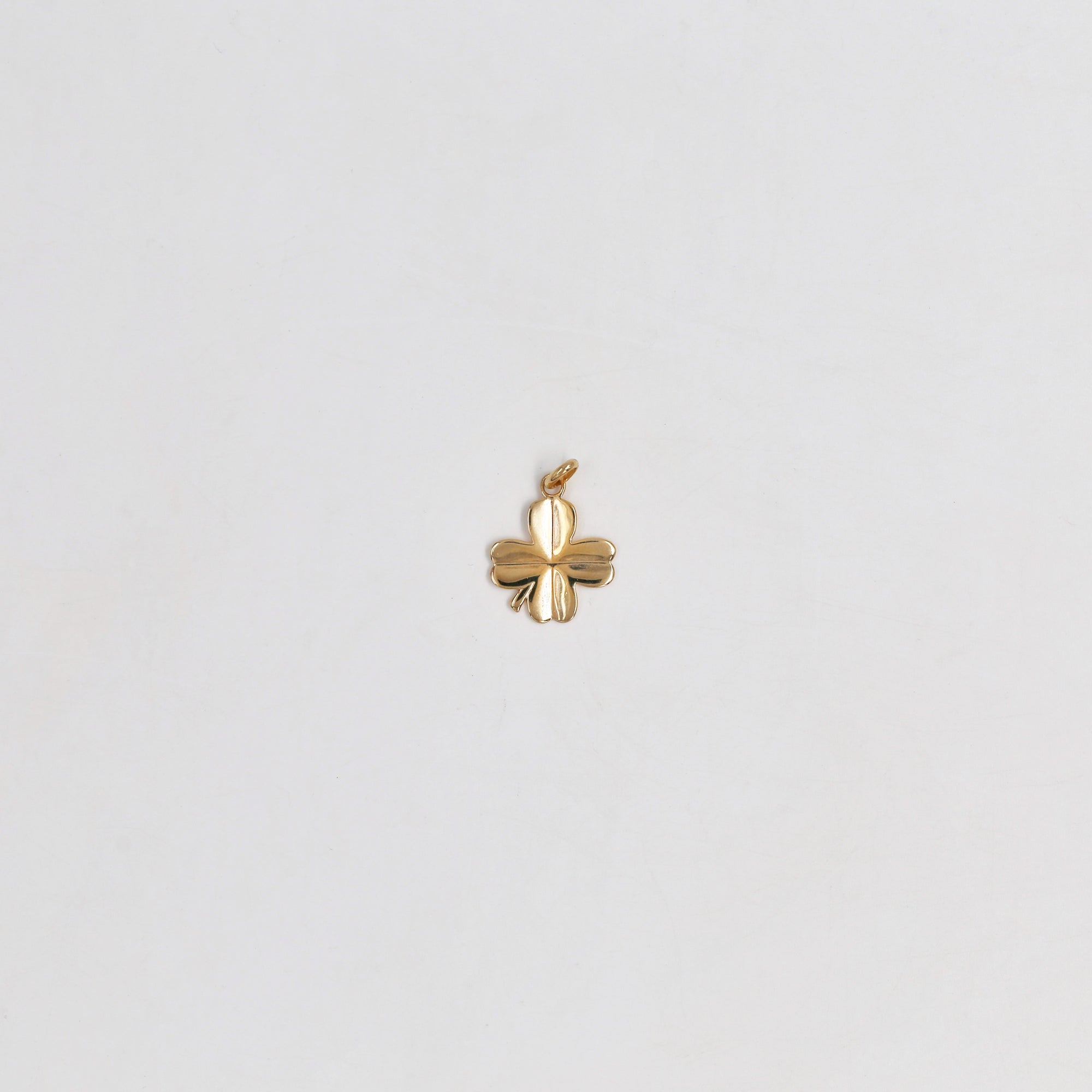 Playful gold-plated pendant (and gift chain)
