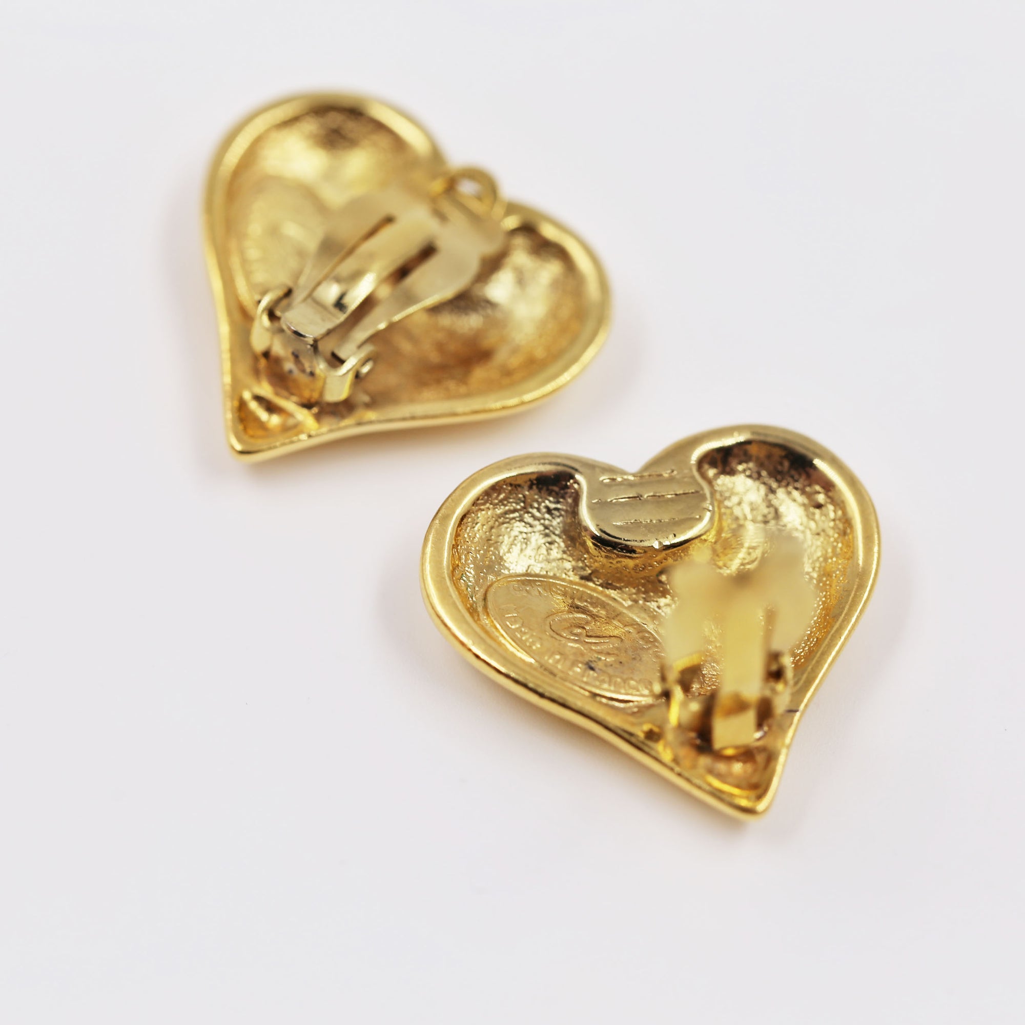 Christian Lacroix golden heart clip