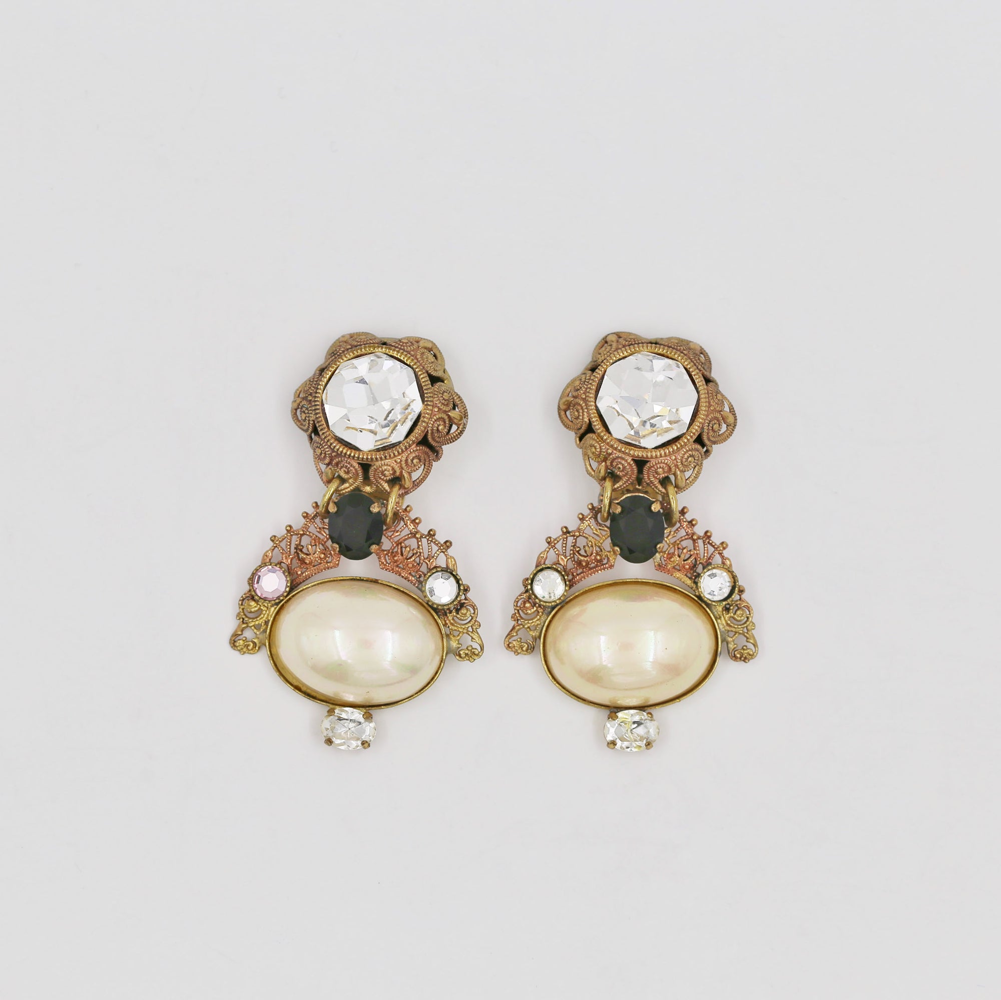 Baroque style clips from Briglia