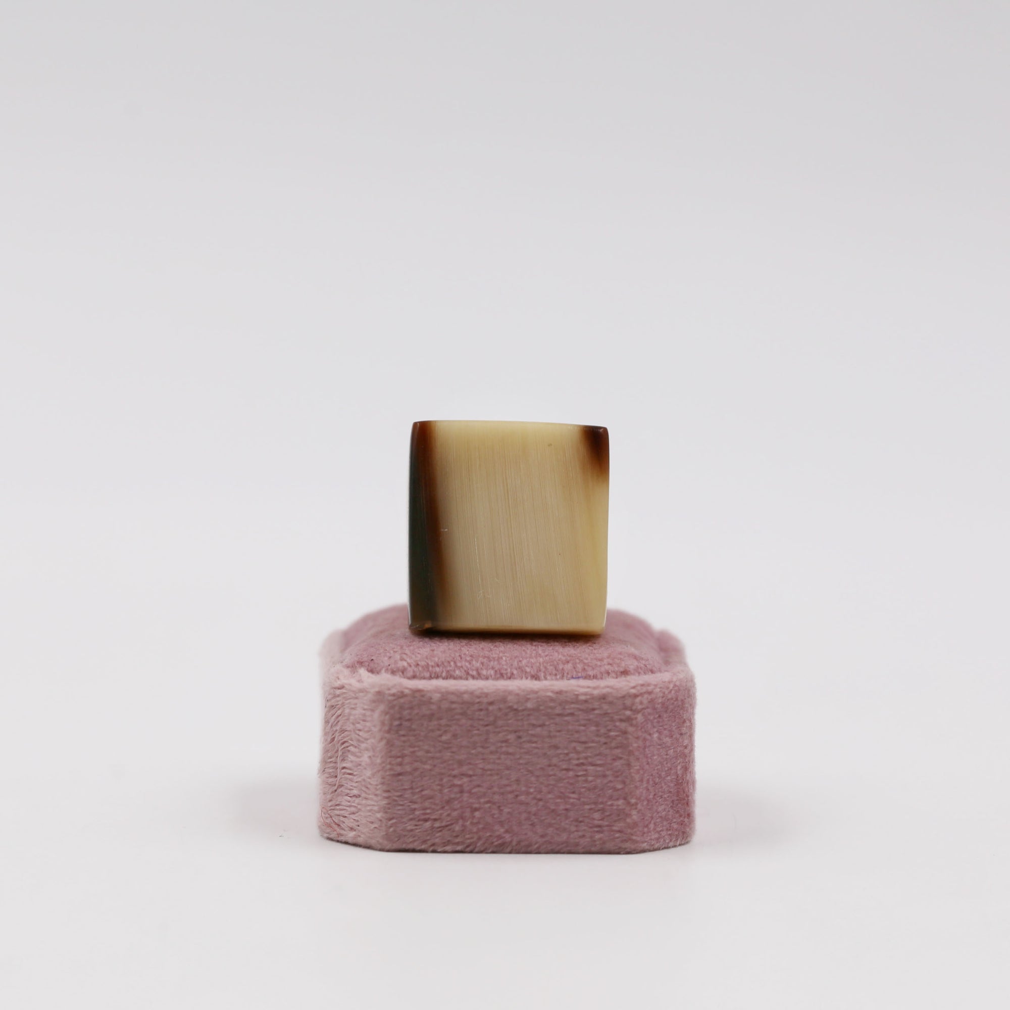 Minimalist horn rings