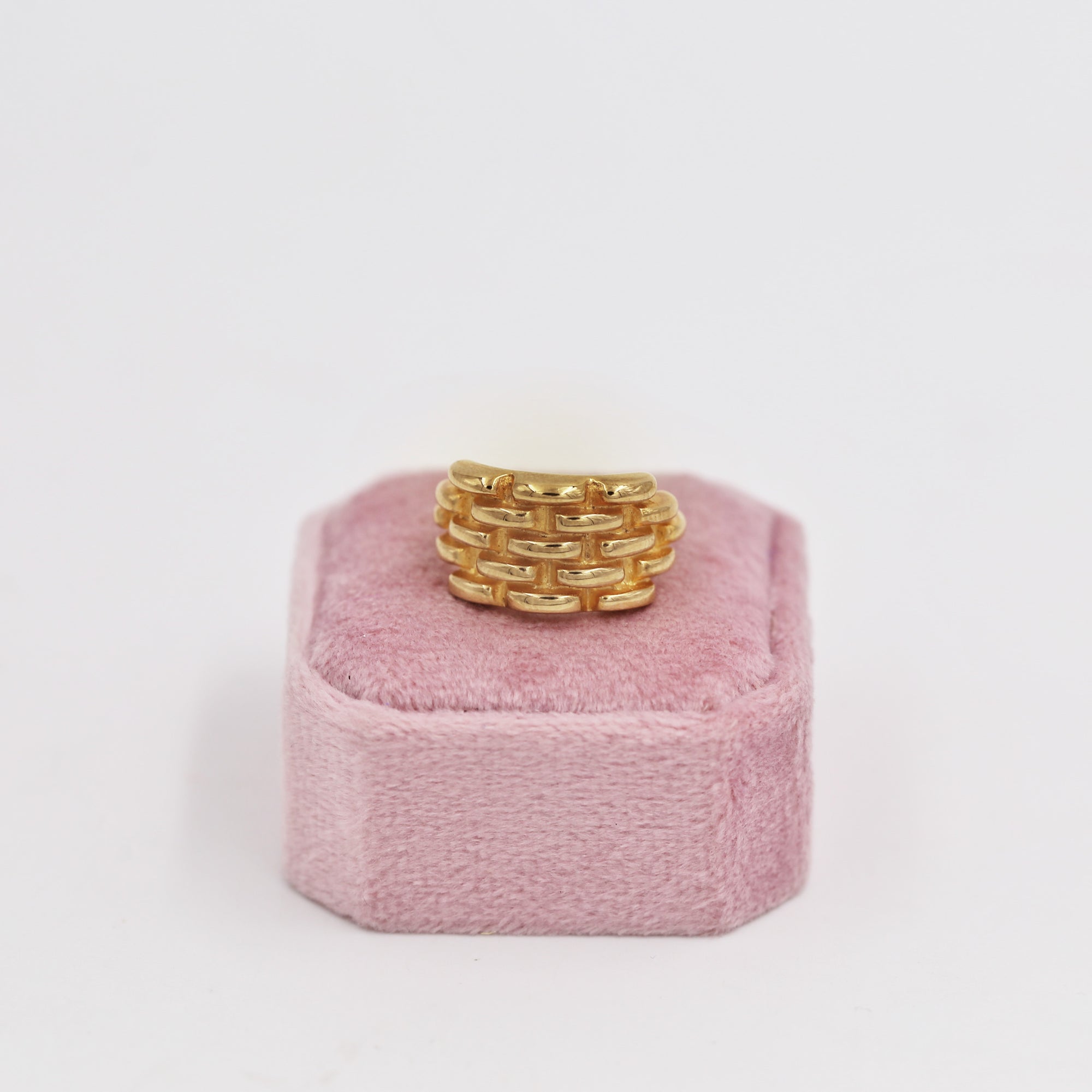 Mesh gold-plated ring
