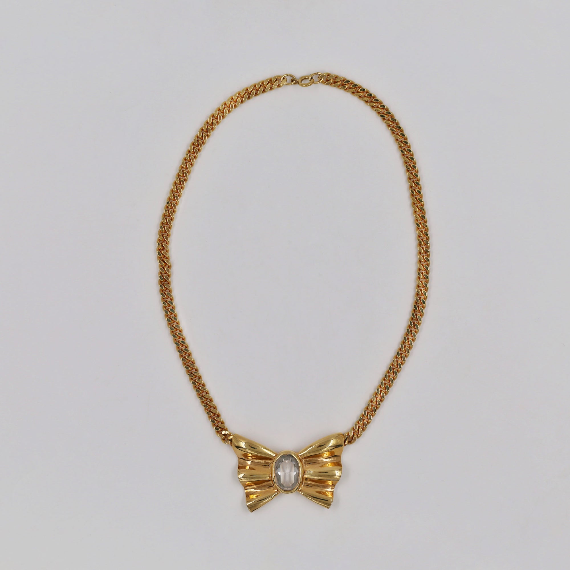 Amazing golden bow necklace