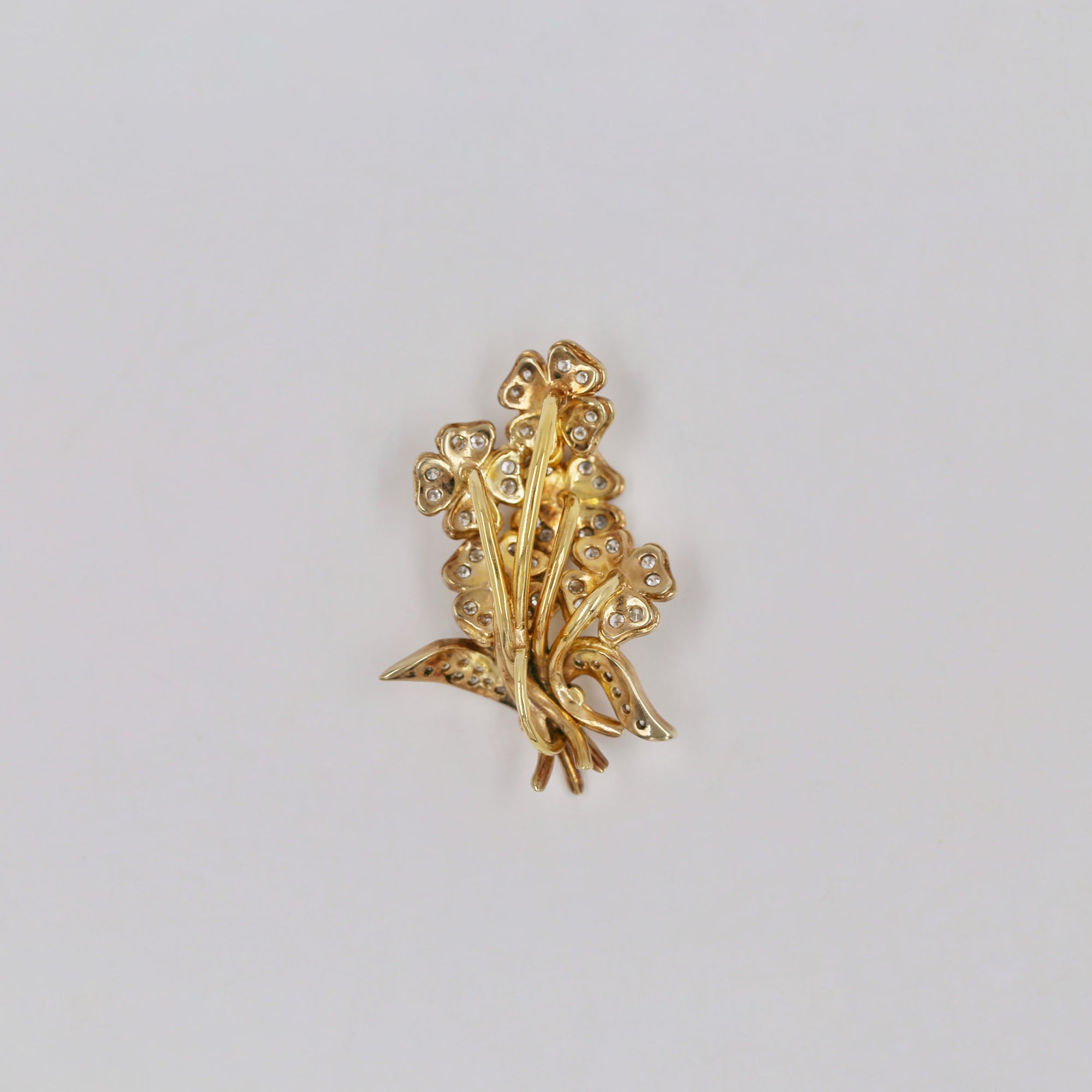 Flowery gold-plated pendant