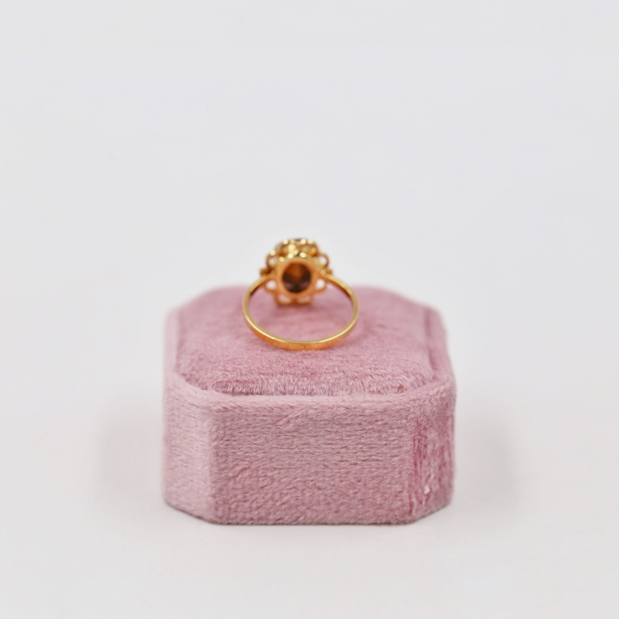 Gold-plated daisy ring