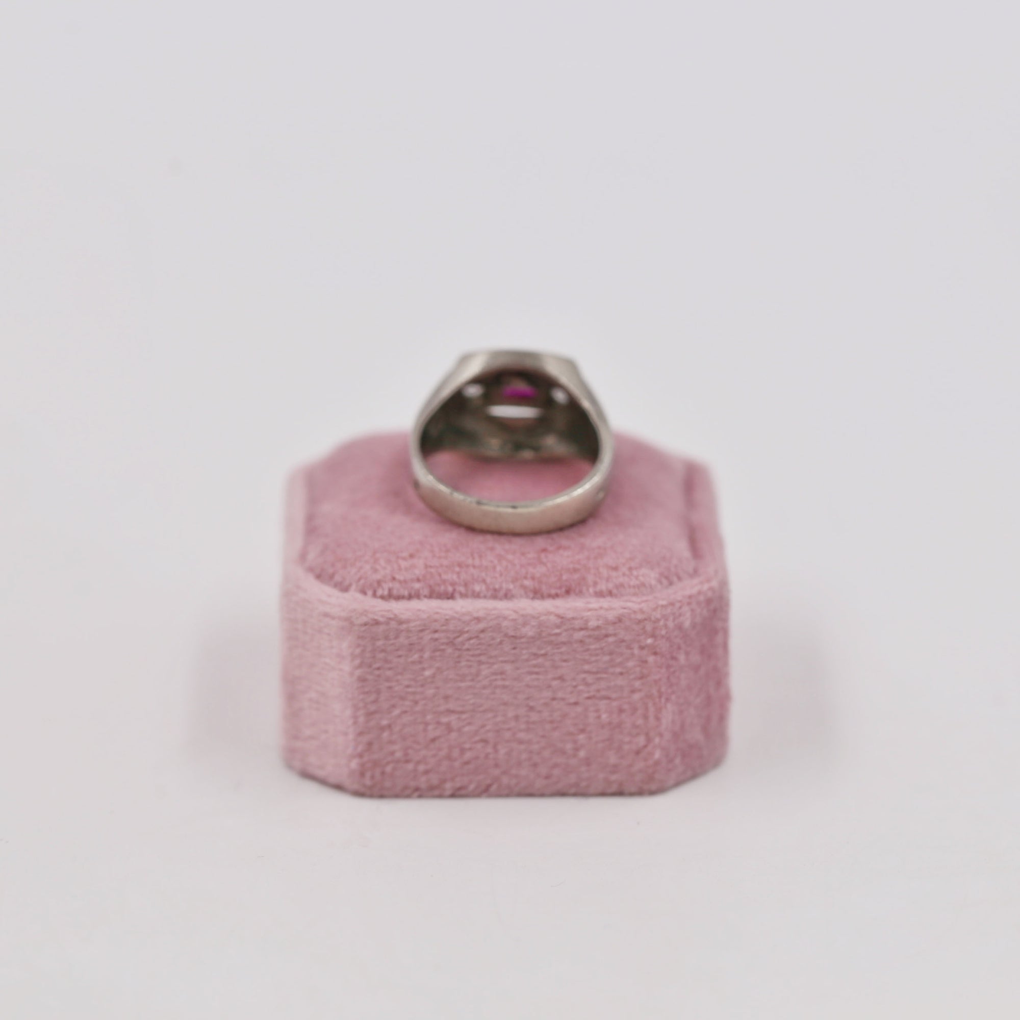 Shiny silver spinel ring