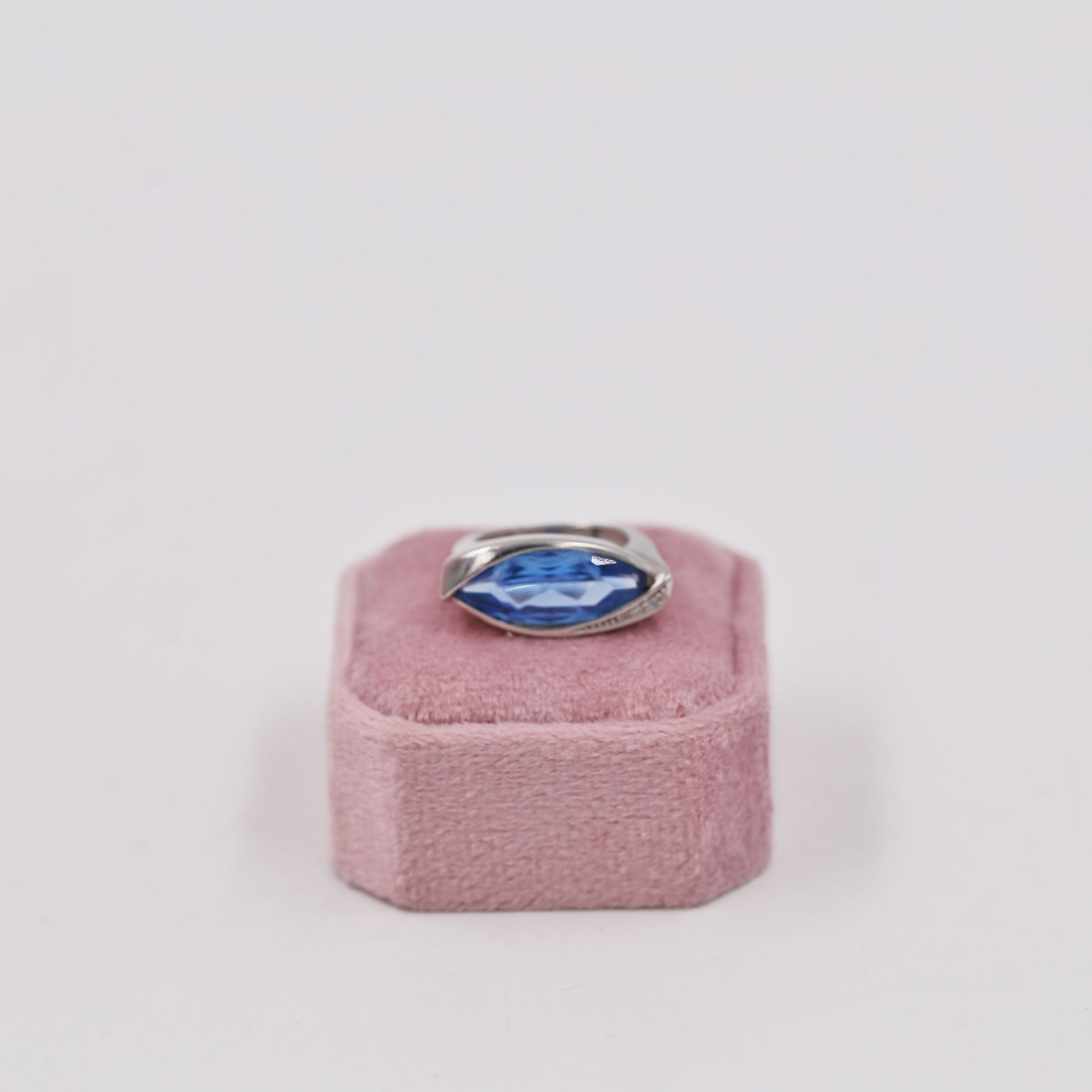 Silver aquamarine spatialist ring