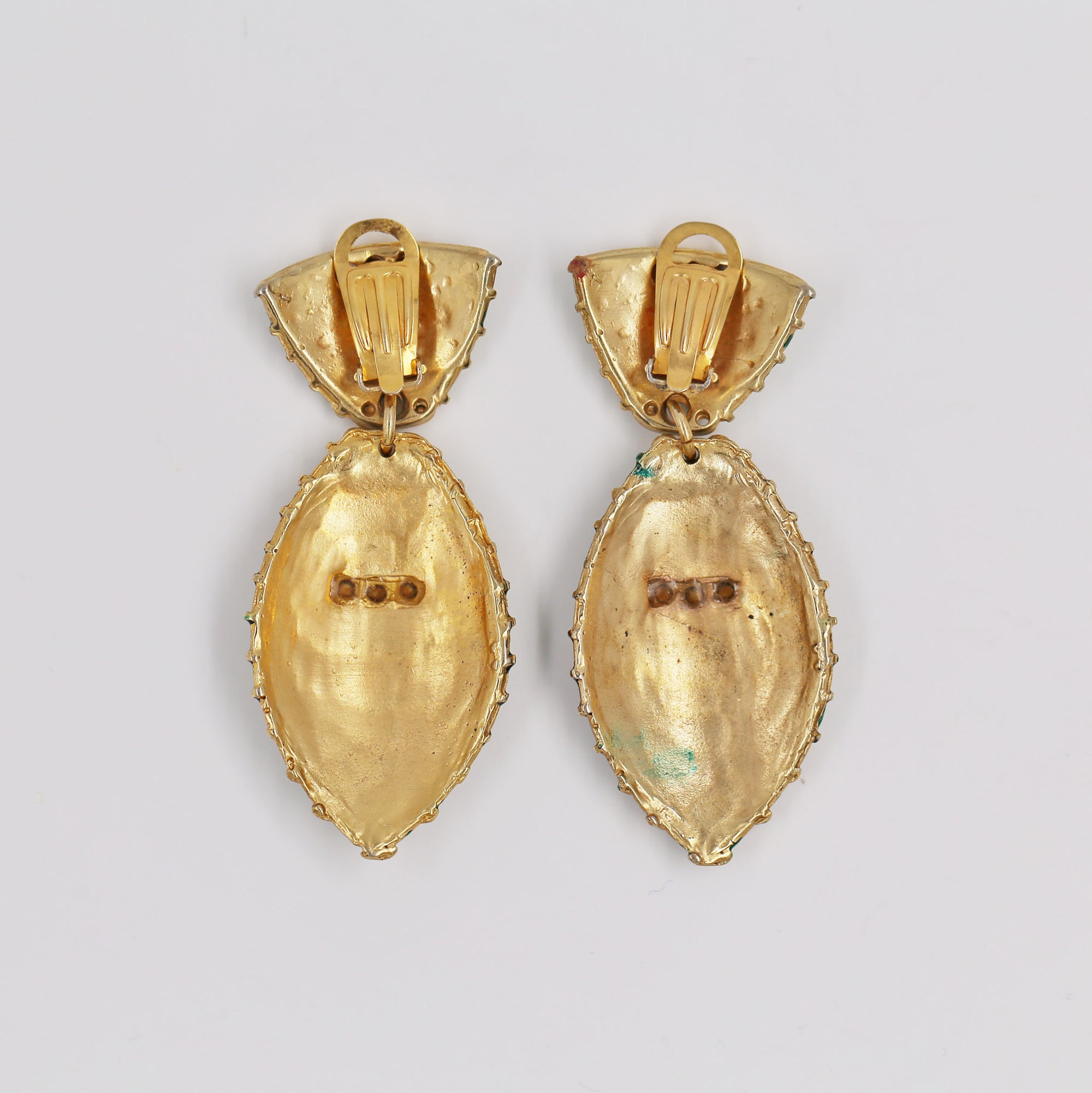 Art deco style green and golden clip