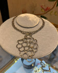 Silvery grapes necklace