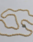 Pearly and glass necklaces from 1920 to 1960