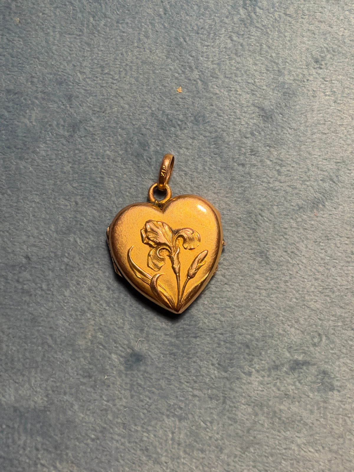 Gold-plated heart locket pendant art nouveau style