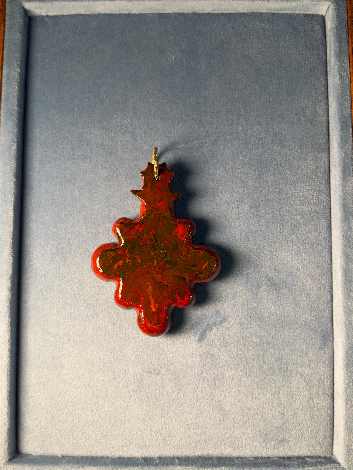 Handcraft red golden cameo pendant