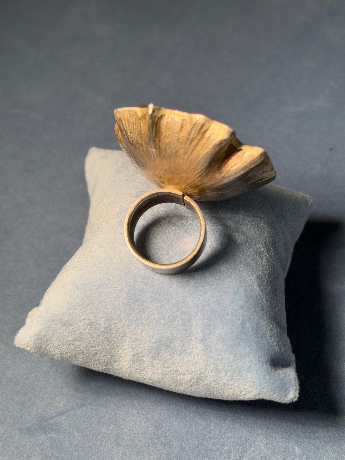 Organic playful ring with balls