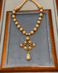 Pearly golden necklace Italian style