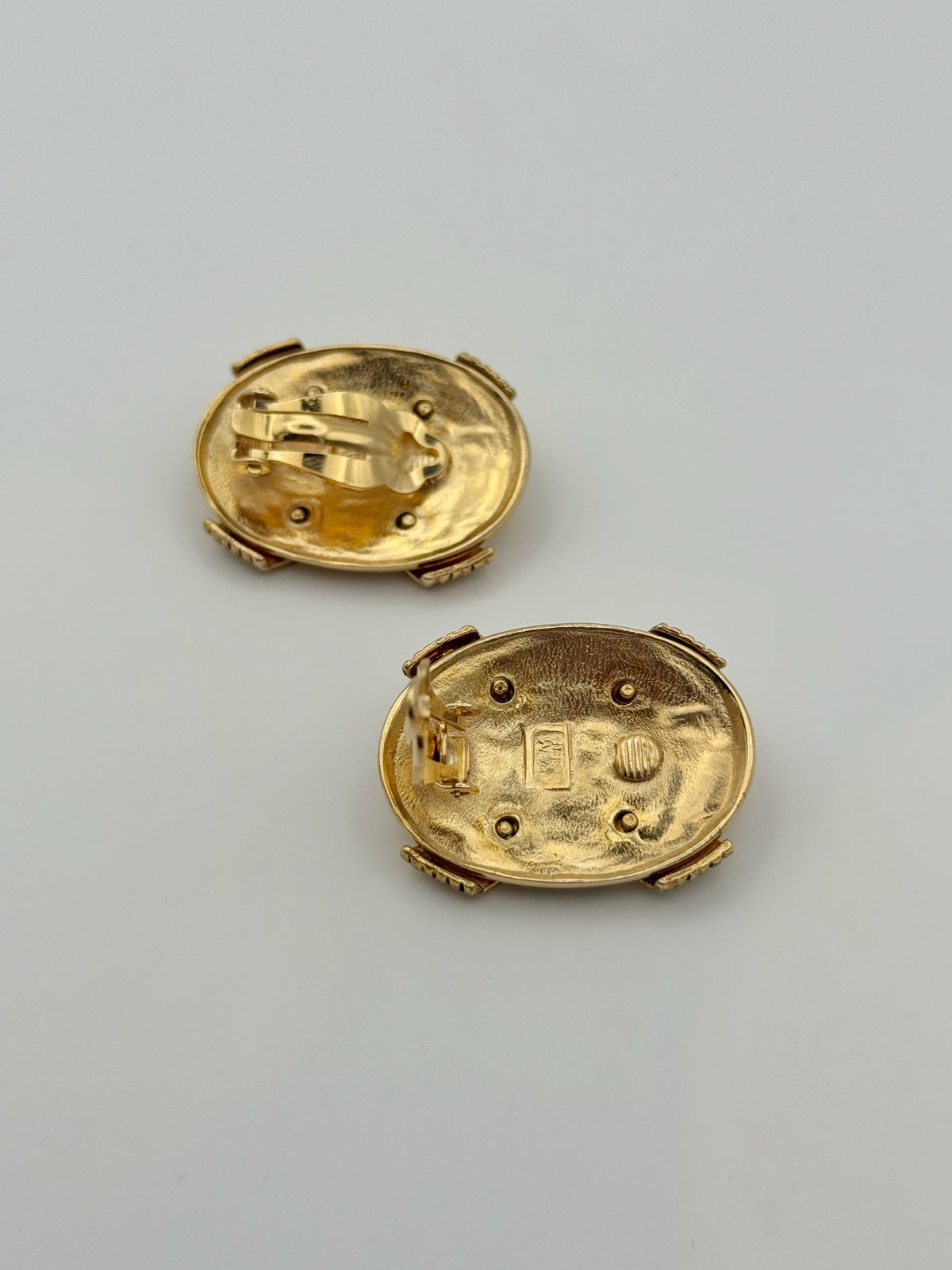 Pierre &amp; Meunier 1980s Gold-Tone Cross Motif Clip-On Earrings