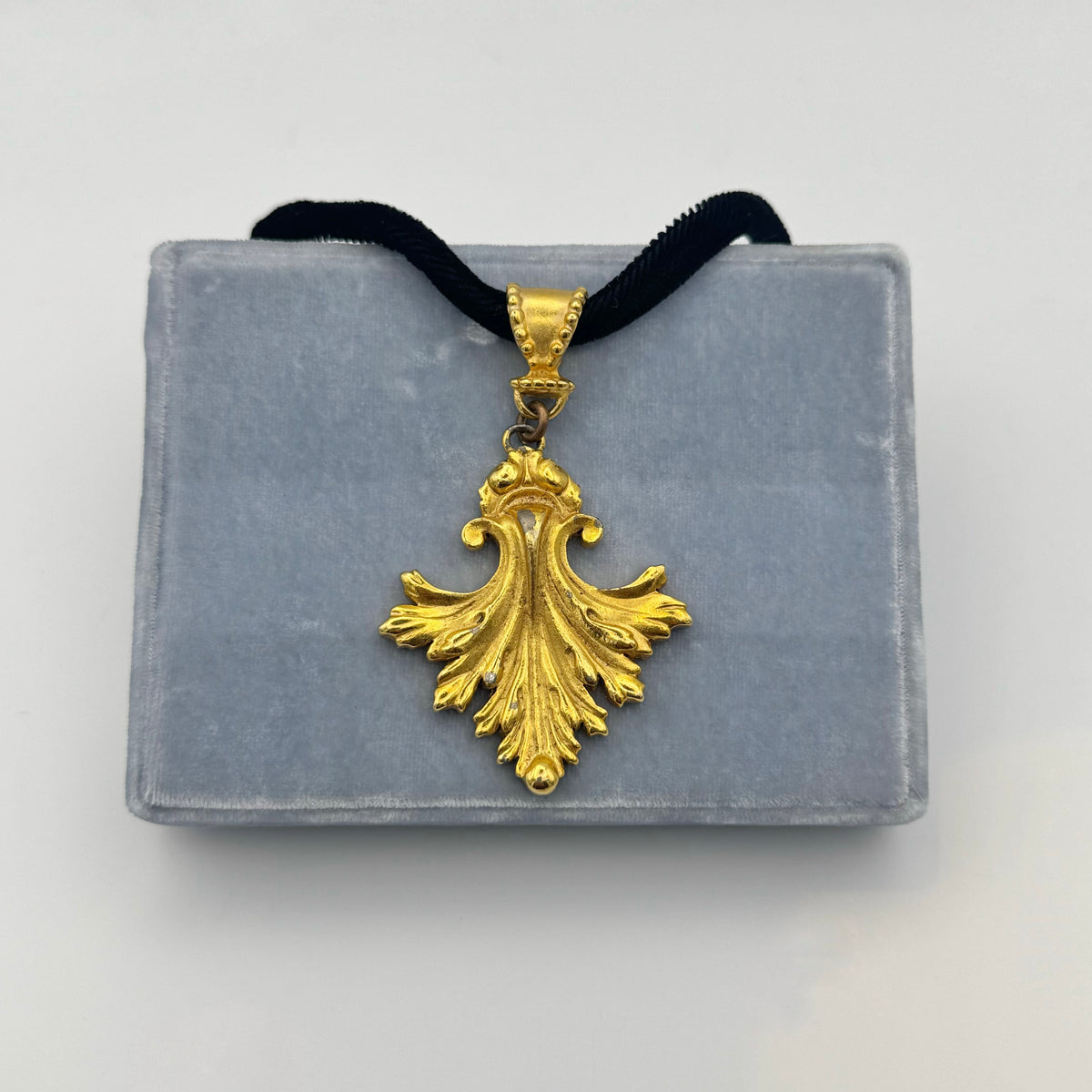 Prevost Black Velvet and Gilded Leaf Necklace