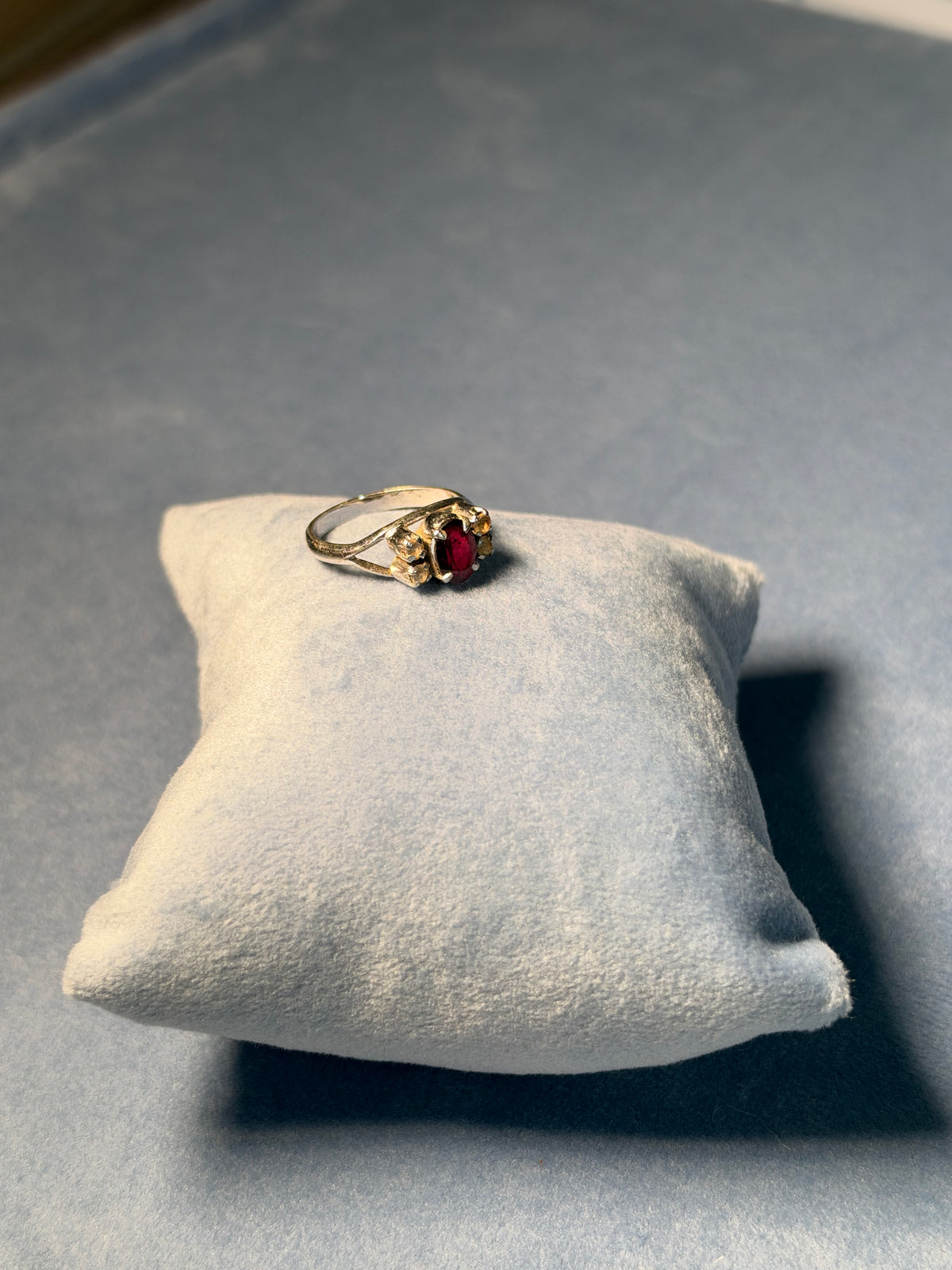 Silver Ring with Garnet and Moissanites